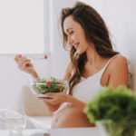 Dieta para gestante: qual a importância? | Mulher e Gestação